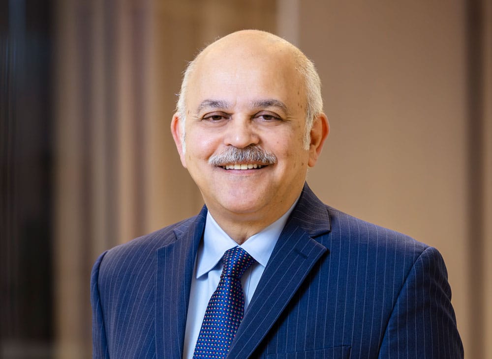 Babak Hoghooghi